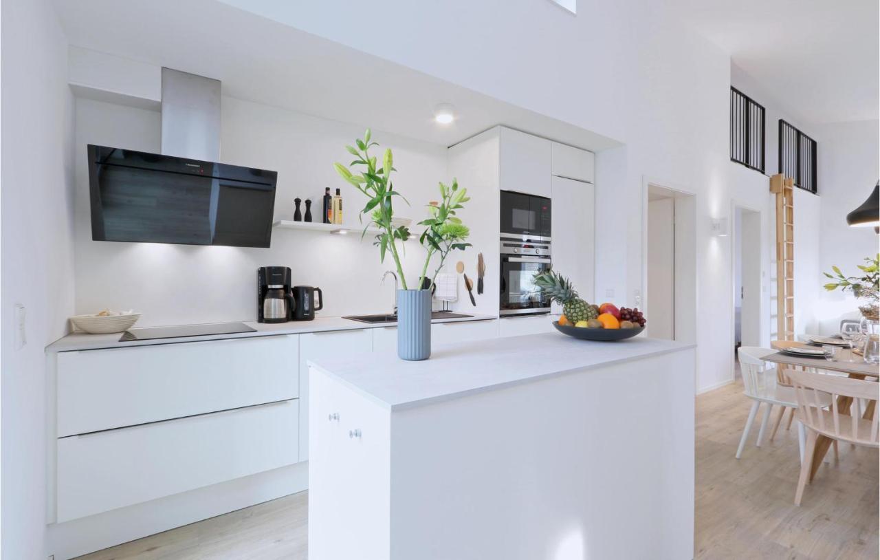 Stunning Home In Lembruch-Duemmer See With Wifi 외부 사진