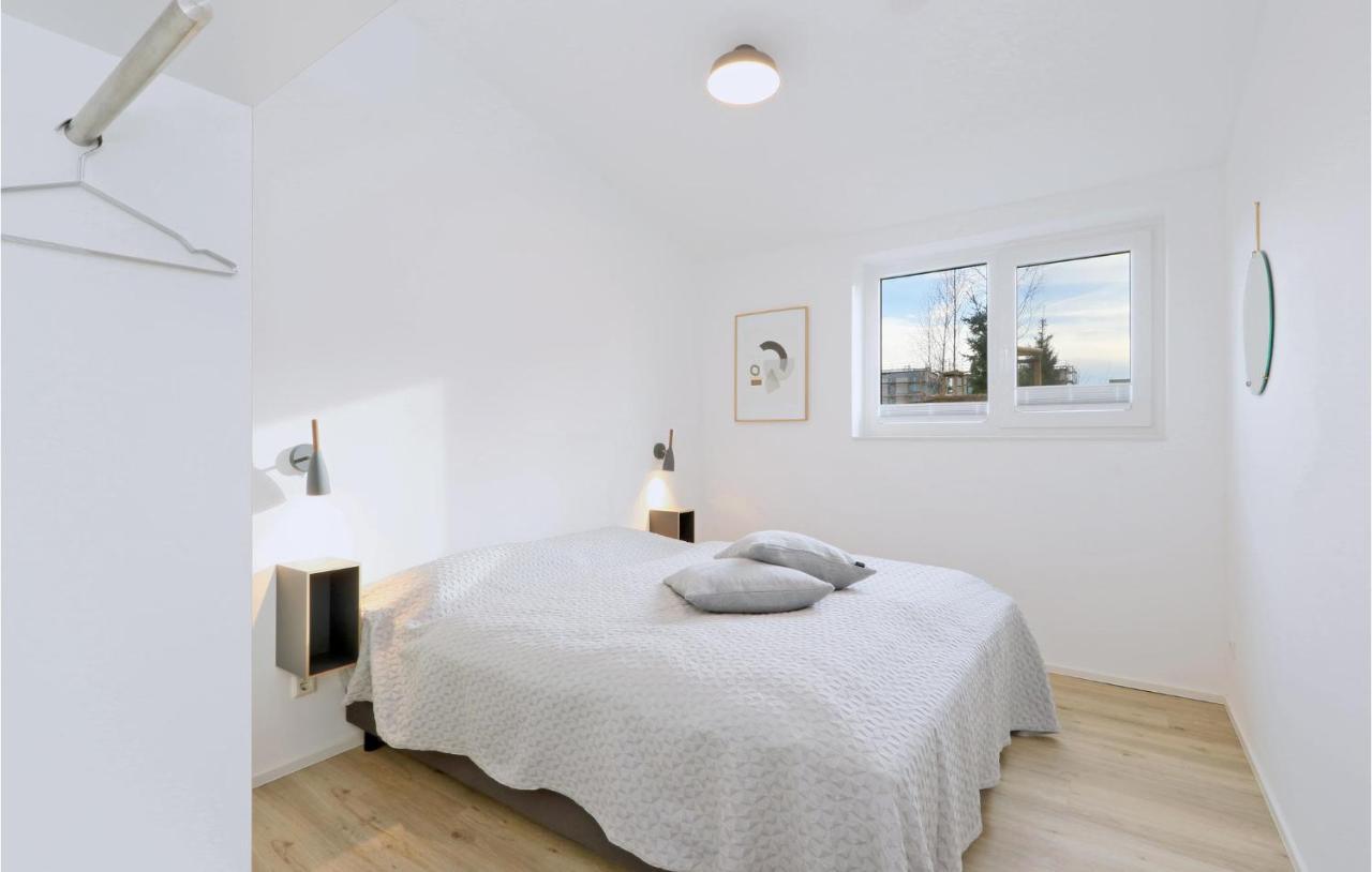 Stunning Home In Lembruch-Duemmer See With Wifi 외부 사진