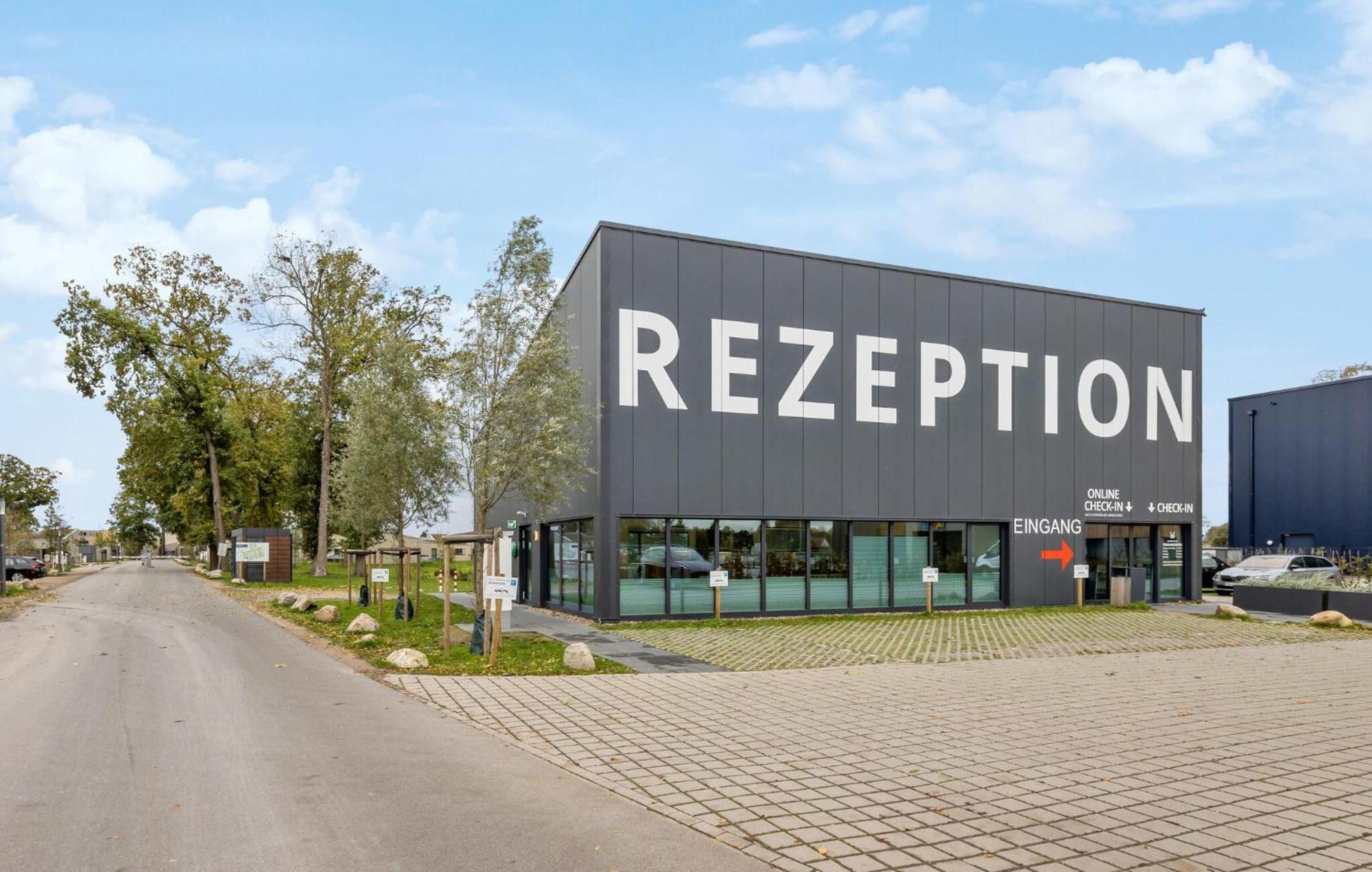 Stunning Home In Lembruch-Duemmer See With Wifi 외부 사진