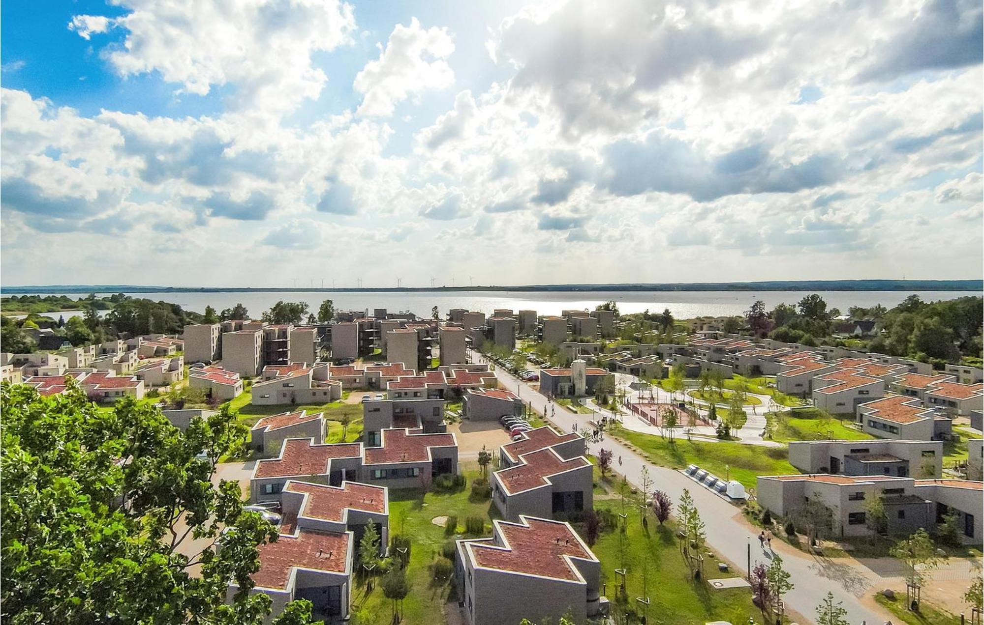 Stunning Home In Lembruch-Duemmer See With Wifi 외부 사진
